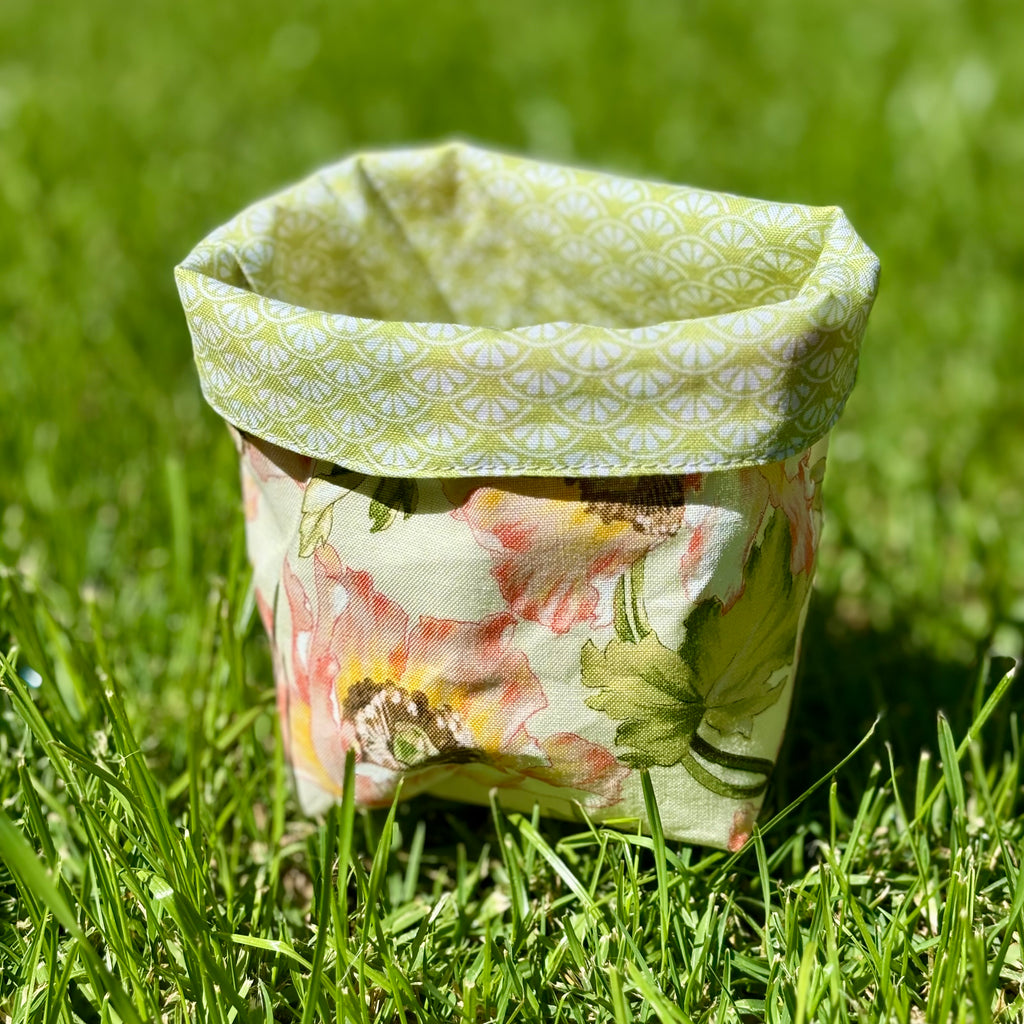 Thread catcher