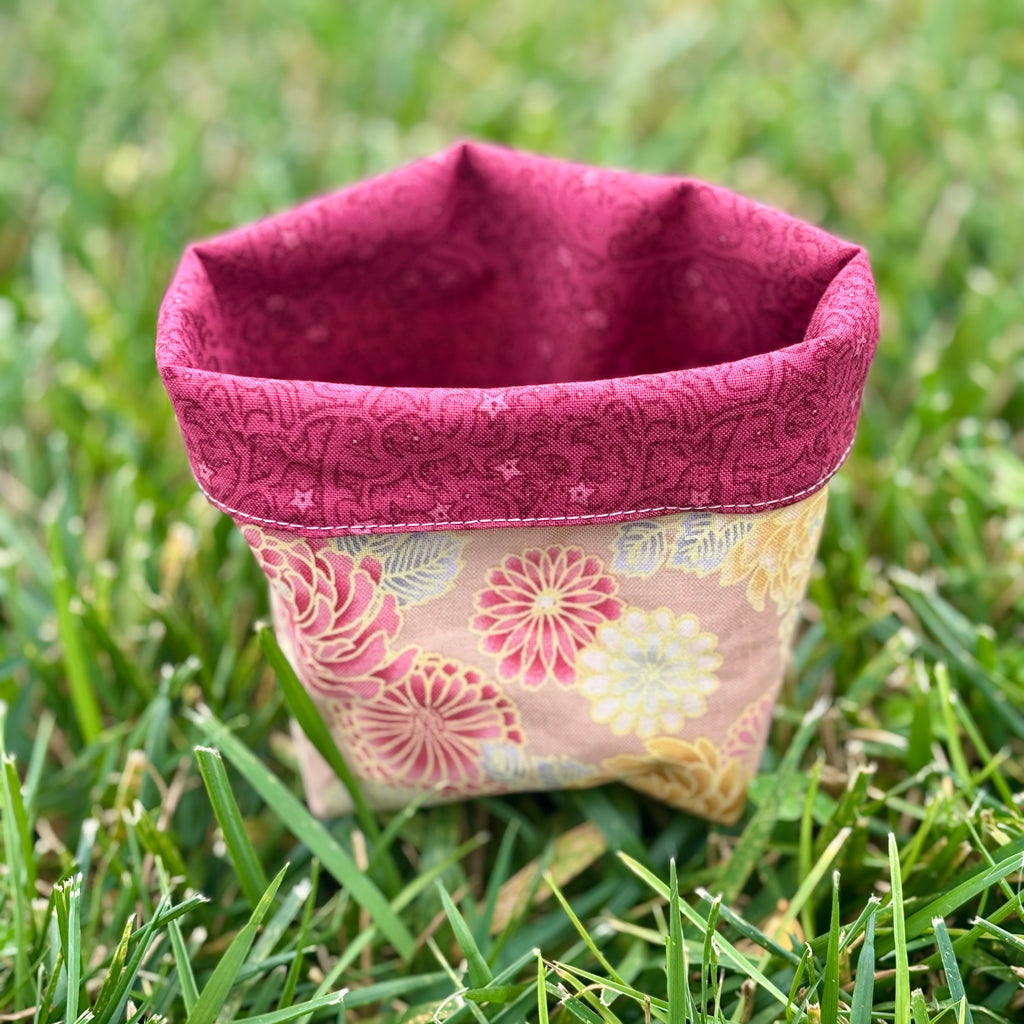 Thread catcher